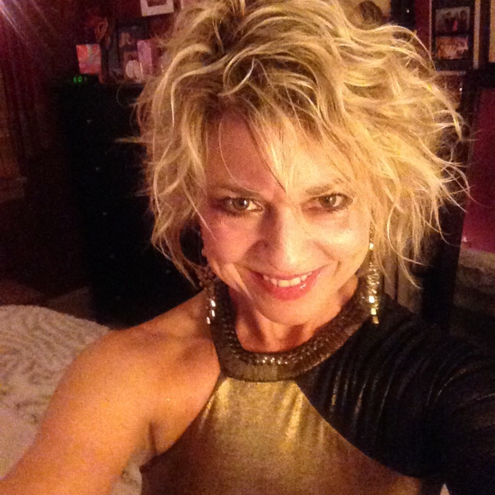 Meet your Posher, Debra